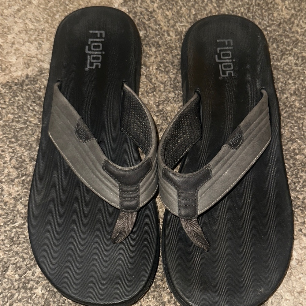 Flojos Charcoal and Black Sandals